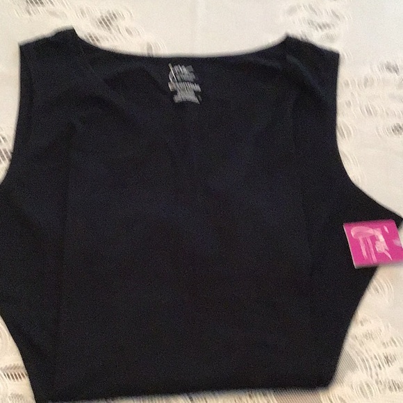 SLEEVELESS TANK - Picture 3 of 3